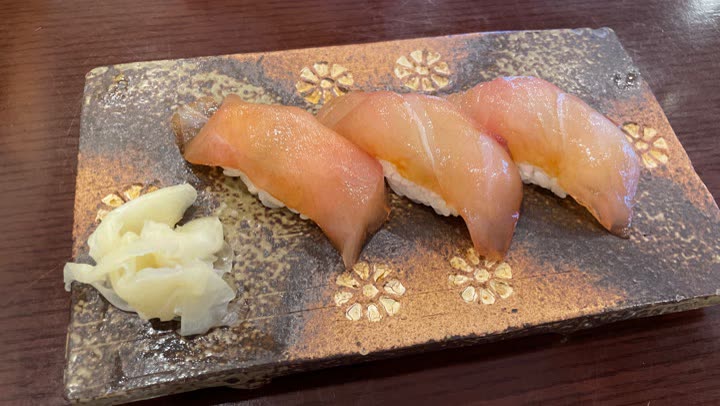 伊豆大島のべっこう寿司のにぎり